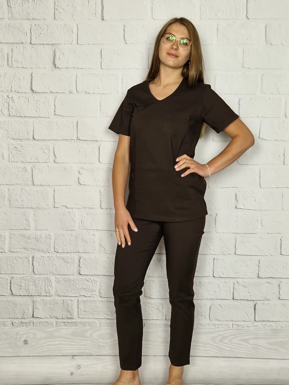 brązowy scrubs damski