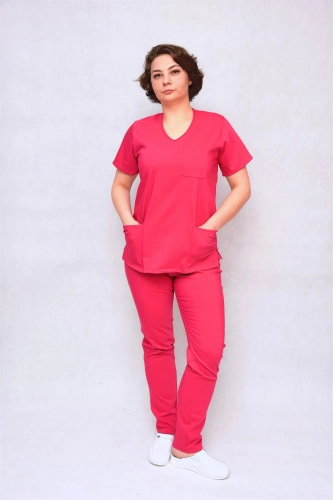 scrubs medyczny różowy