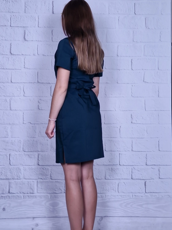 nowoczesne sukienki medyczne