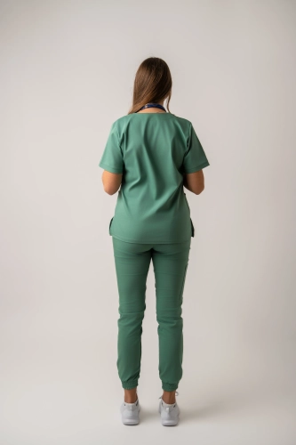 scrubs medyczny zielony